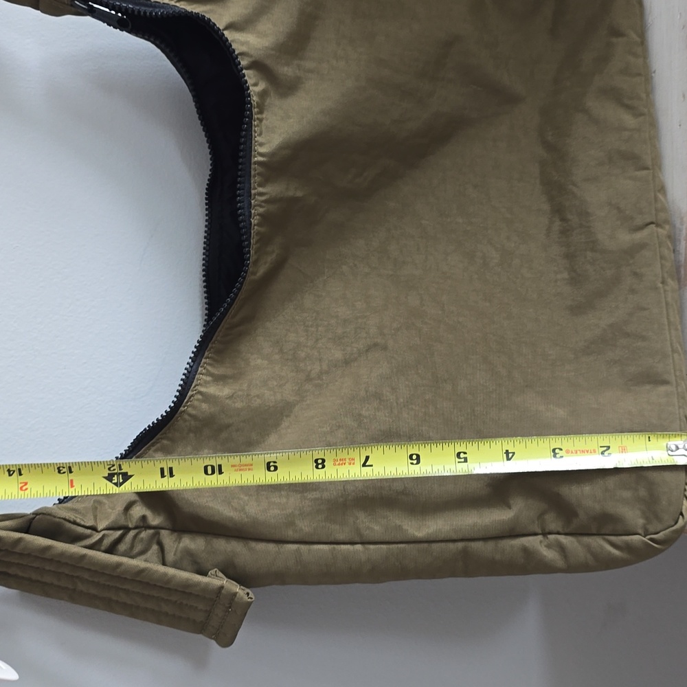 BAGGU Nylon Shoulder Bag In Seaweed - Picture 10 of 10